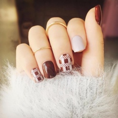 24 Pcs 12 Diffe Size Candy Style Fake Nails Short Wine Red White 24 Pcs 12 Diffe Size Candy Style Fake Nails Short Wine Red White Grey Oval Grids
