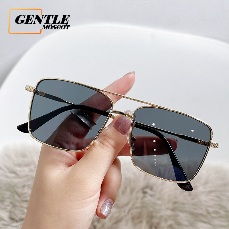 (GENTLE MOSCOT) Phong Cách Phương Tây Retro Aviator Mát Mẻ Kính Râm Cho Phụ Nữ / Nam Giới Gọng Kim Loại Thời Trang Sunnies Mắt Kính Cho Unisex