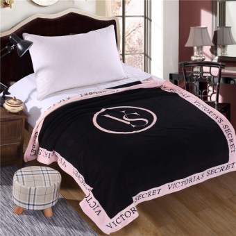 Black VS Secret Blanket Manta Fleece Blanket Throws Vs Mantas OnSofa/Bed/Plane Travel/Home Plaids Portable Blankets June 2018 - 2 Black VS Secret Blanket Manta Fleece Blanket Throws vs mantas onSofa/Bed/Plane Travel/Home Plaids Portable Blankets - 2