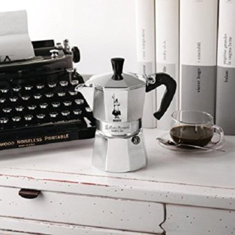 The Original Bialetti Moka Express Made In Italy 6-Cup StovetopEspresso Maker With Patented Valve - Intl June 2018 - 3 The Original Bialetti Moka Express Made in Italy 6-Cup StovetopEspresso Maker with Patented Valve - intl - 3