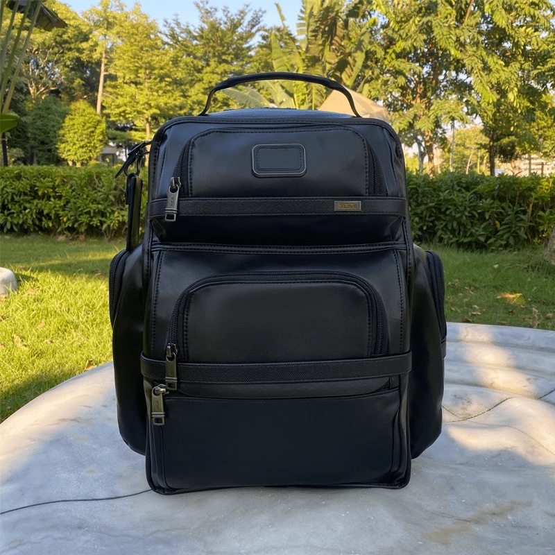 Tumi t hotsell pass leather