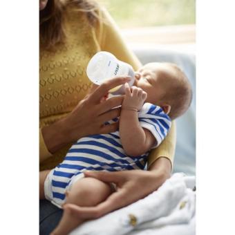 Philips Avent Natural Bottle 1X 0m+ 4oz 125ml SCF 690/13 SinglePack+ BPA (Clear) June 2018 - 4 Philips Avent Natural Bottle 1X 0m+ 4oz 125ml SCF 690/13 SinglePack+ BPA (Clear) - 4