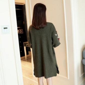JOY Korean Version Of The Long Section Of Loose Embroidery Cardigansweater Lantern Sleeve Slit Pocket (Green) June 2018 - 3 JOY Korean version of the long section of loose embroidery cardigansweater lantern sleeve slit pocket (Green) - 3