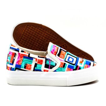 New York Sneakers Naomi Platform Shoes 001 June 2018 - 3 New York Sneakers Naomi Platform Shoes 001 - 3