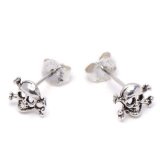 Silverworks E5256 Small Pirate Skull Earrings (Silver) August 2018 - 2 Silverworks E5256 Small Pirate Skull Earrings (Silver) - 2