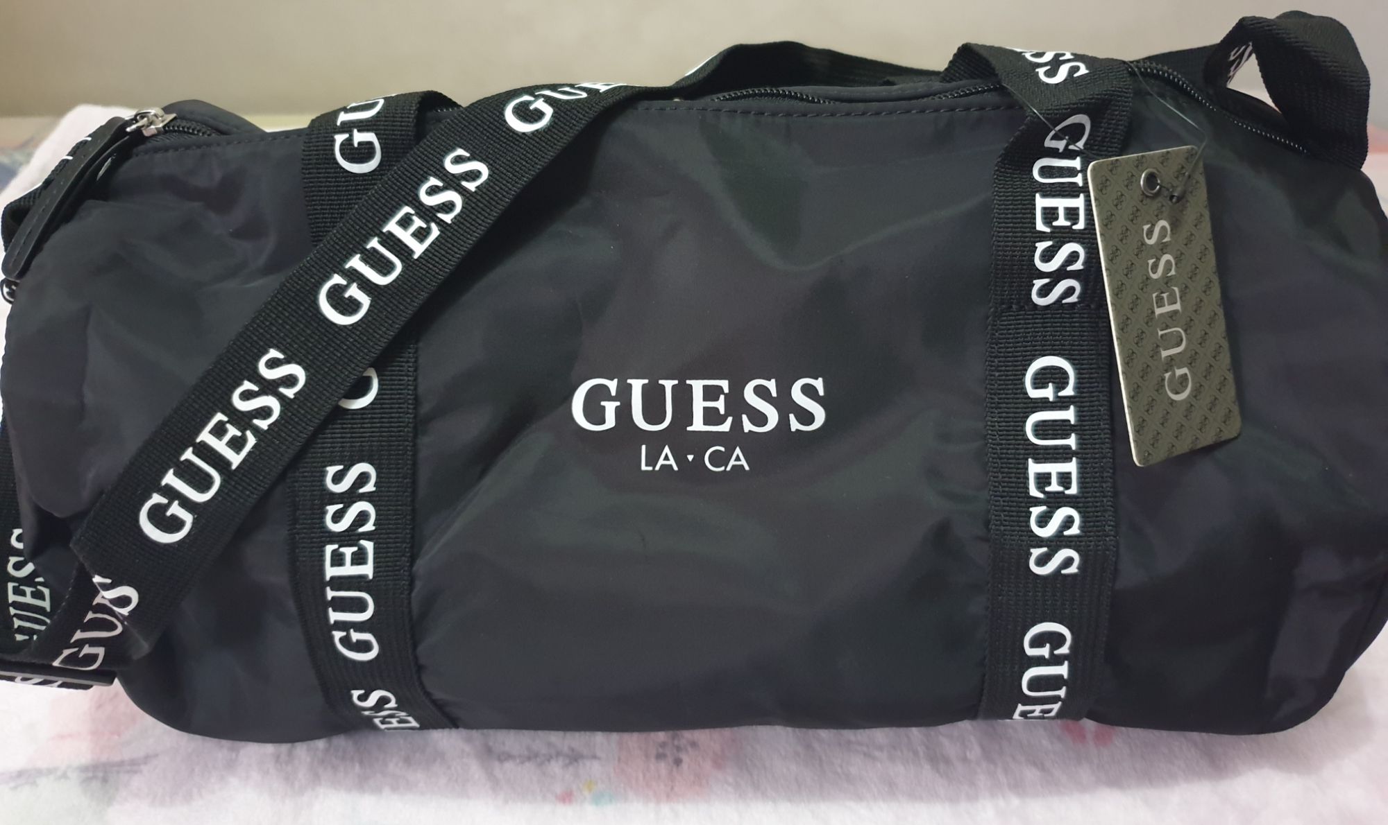 Guess Logo Affair Duffle Bag – Strandbags Australia