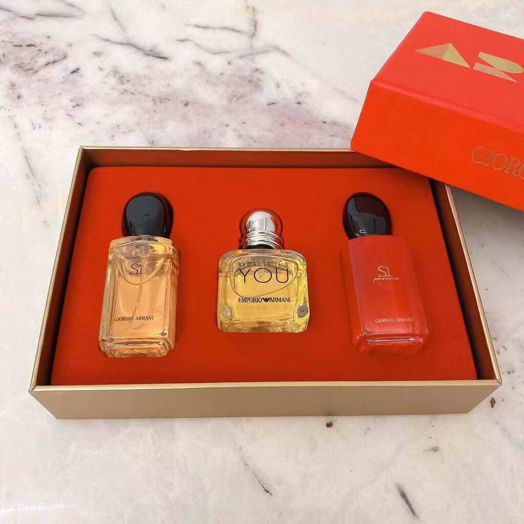 Armani perfume gift clearance sets