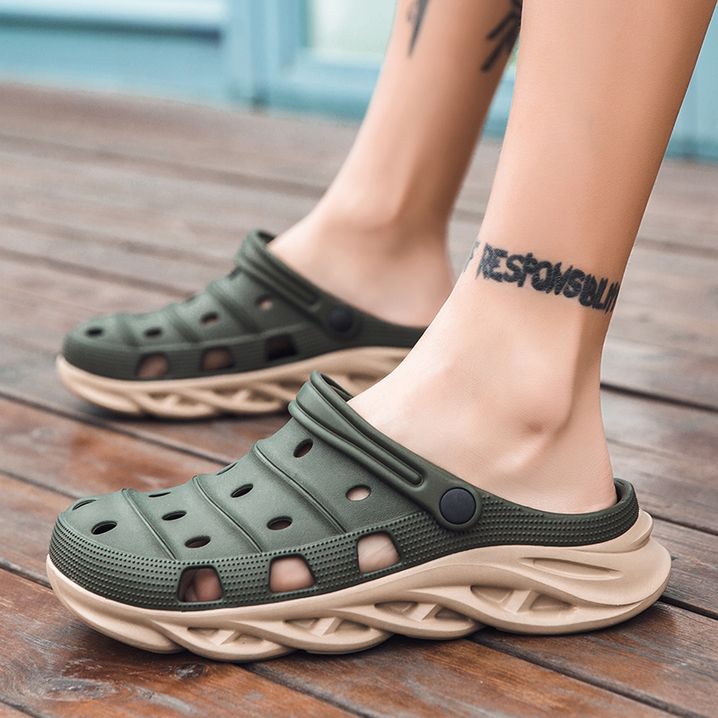 crocs casual sandals