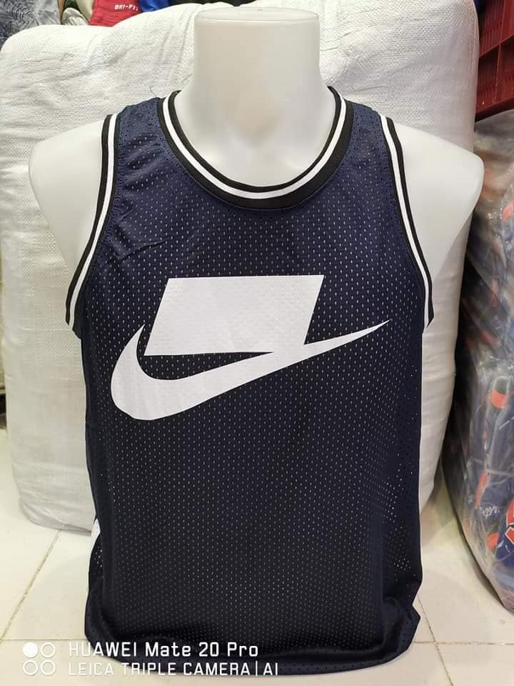 nike sando price