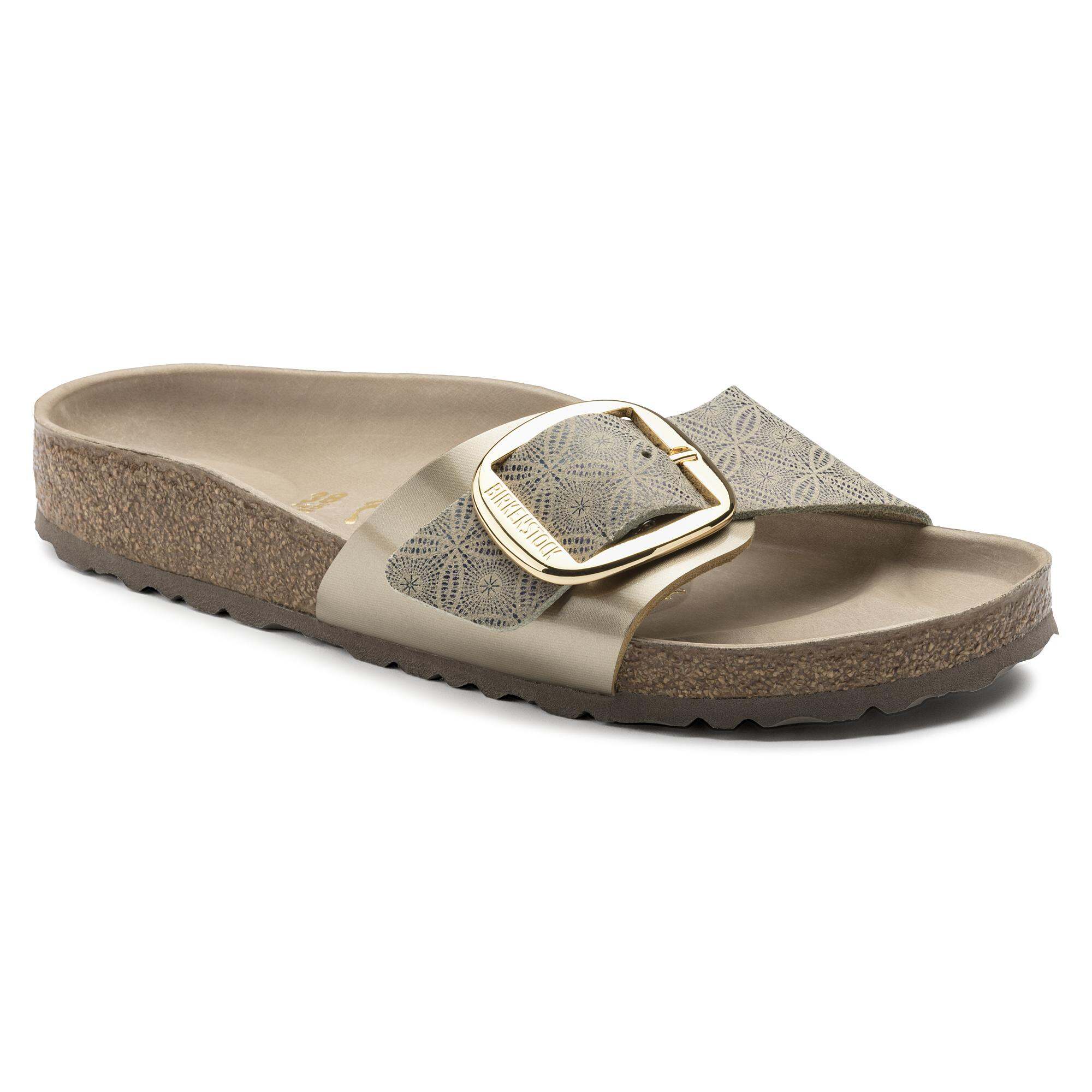 buckle birkenstocks