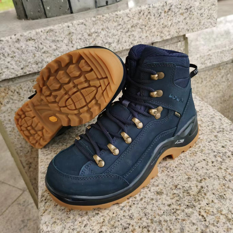 2023 original original authentic Outdoor LOWA Renegade GTX women's high-top waterproof non-slip leather casual hiking shoes ราคา 7,993 บาท*ส่งฟรี