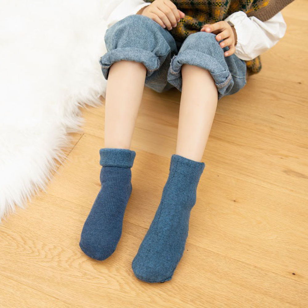 QVPYP ผ้าฝ้าย Multicolor เด็กวัยหัดเดินเด็กฤดูหนาวฤดูหนาวความร้อนหญิงหนาพื้นถุงเท้าเด็กชุดชั้นในถุงเท้าผ้านุ่ม