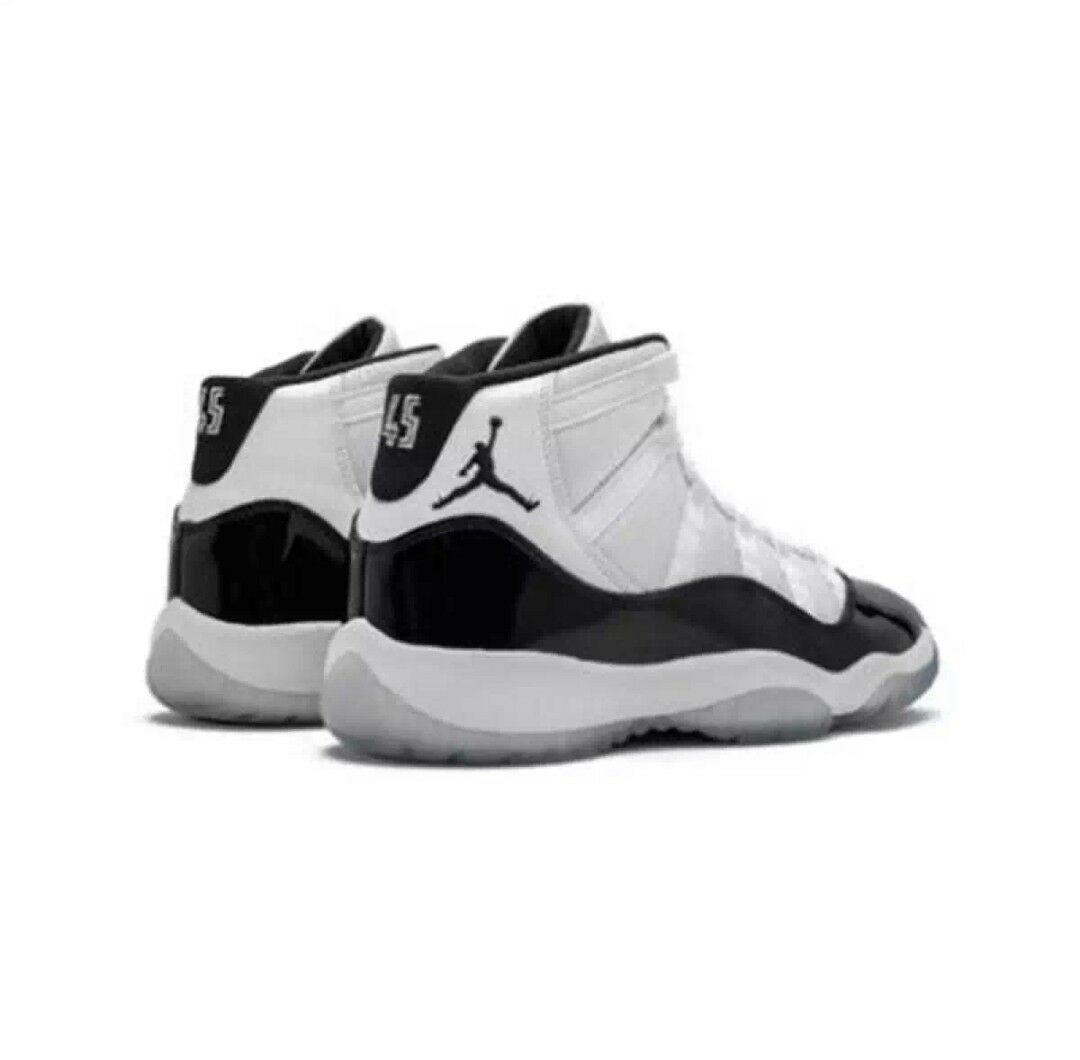 mens nike basketball sneakers on sale