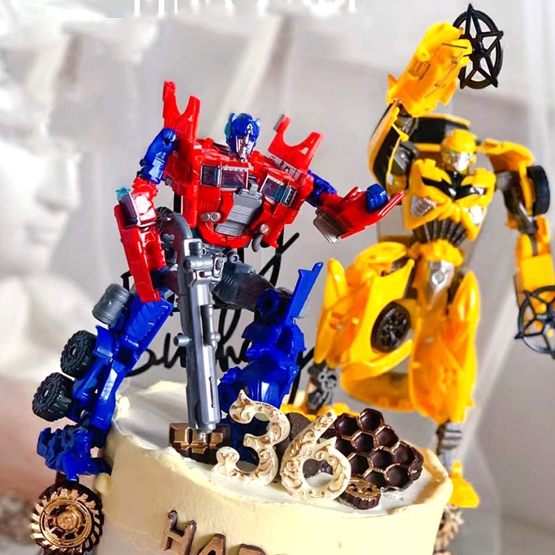 Bumblebee Transformers Cake | Very Unique Cakes by Veronique